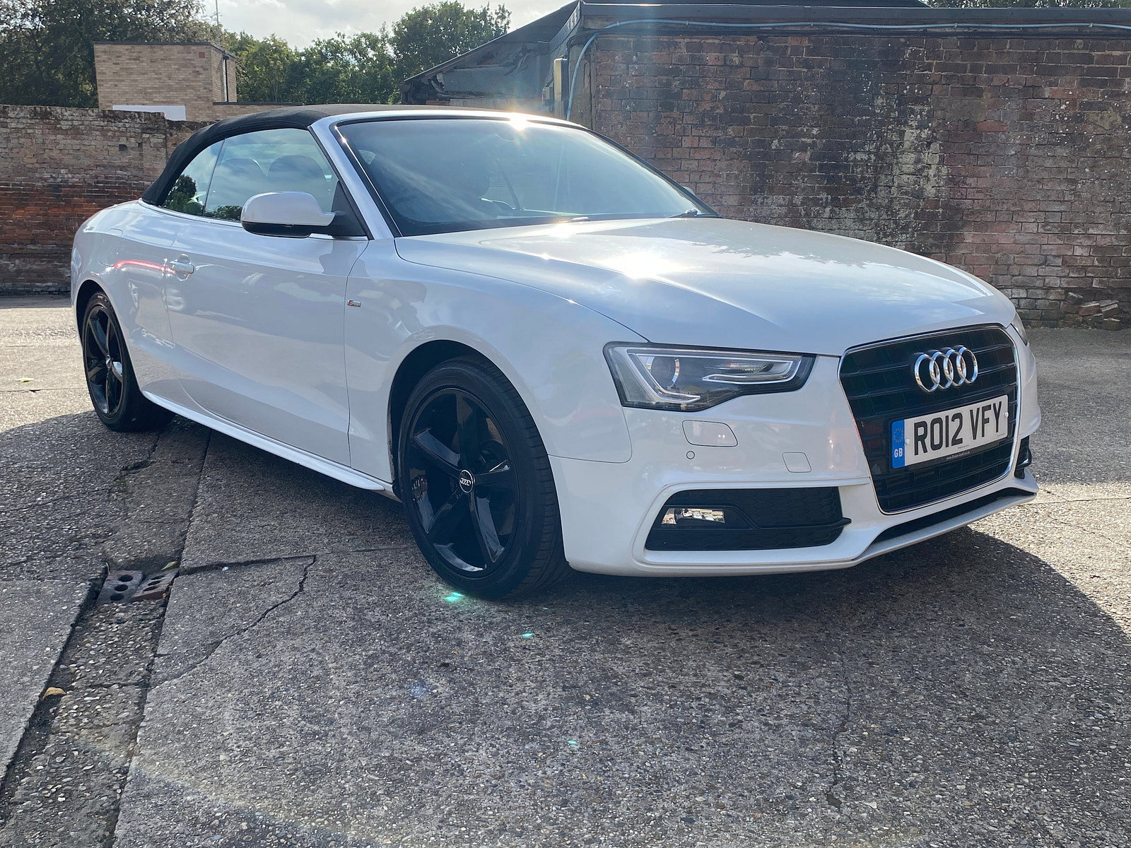 Audi A5 Cabriolet 2.0 TFSI S line Convertible 2dr Petrol Multitronic Euro 5 (s/s) (211 ps) 2dr Automatic 2012