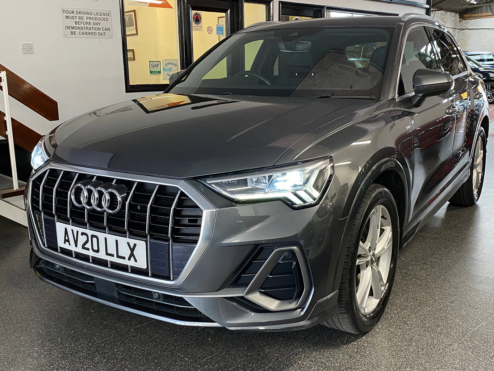 Audi Q3 1.5 TFSI CoD 35 S line SUV 5dr Petrol S Tronic Euro 6 (s/s) (150 ps) 5dr Automatic 2020
