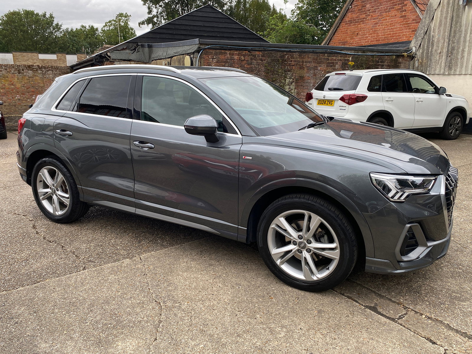 Audi Q3 1.5 TFSI CoD 35 S line SUV 5dr Petrol S Tronic Euro 6 (s/s) (150 ps) 5dr Automatic 2020