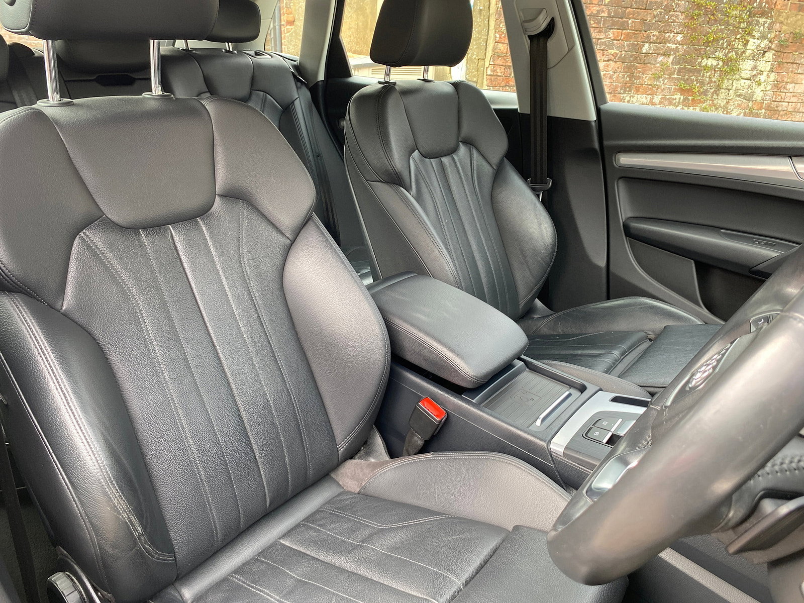 Audi Q5 2.0 TFSI 45 Sport SUV 5dr Petrol S Tronic quattro Euro 6 (s/s) (245 ps) 5dr Automatic 2018