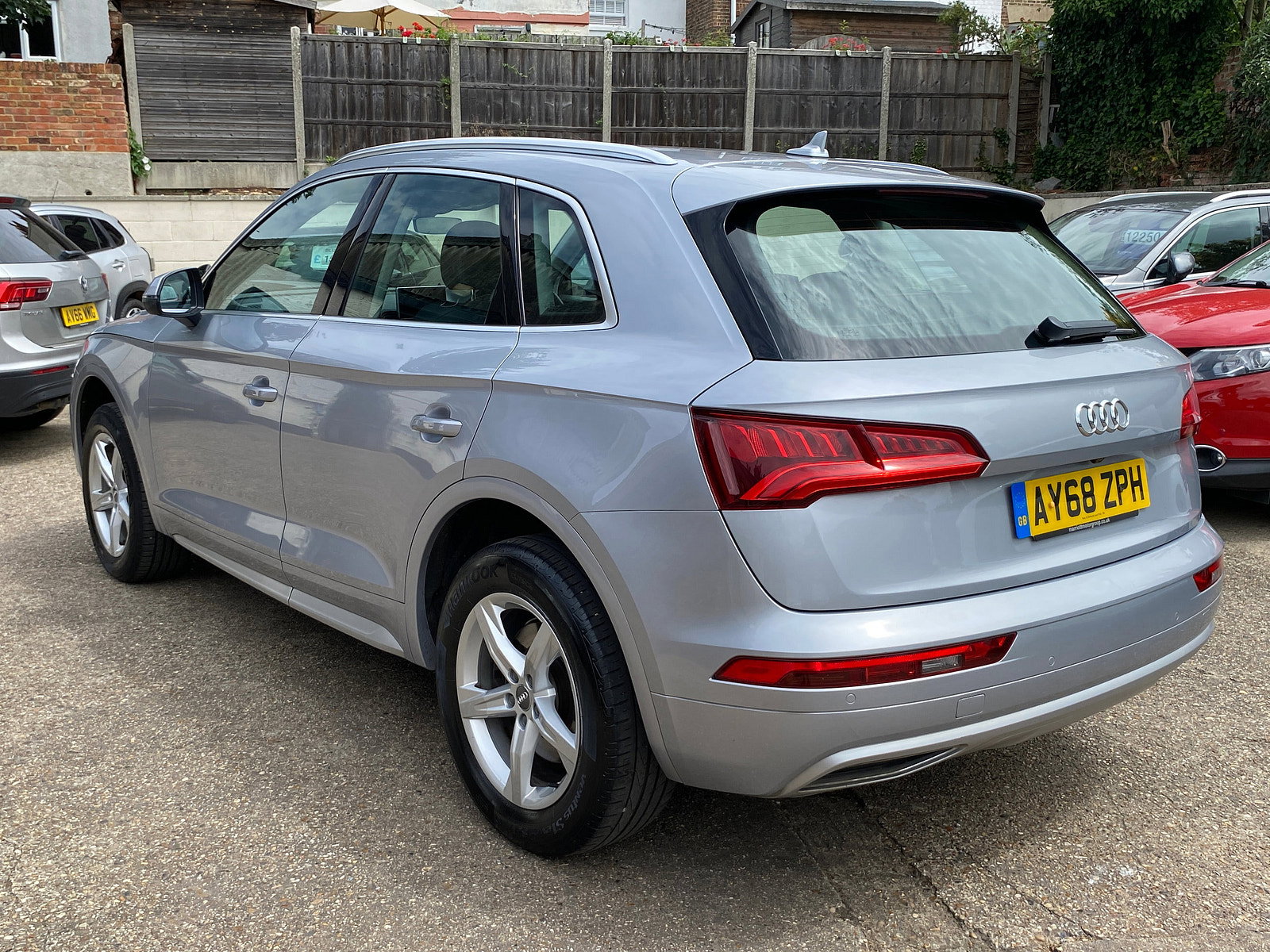Audi Q5 2.0 TFSI 45 Sport SUV 5dr Petrol S Tronic quattro Euro 6 (s/s) (245 ps) 5dr Automatic 2018