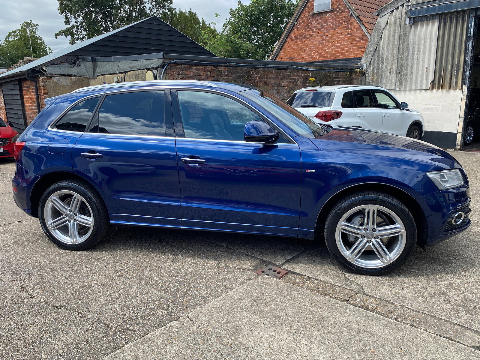Audi Q5 2.0 TFSI S line Plus SUV 5dr Petrol Manual quattro Euro 6 (s/s) (230 ps) 5dr Manual 2015