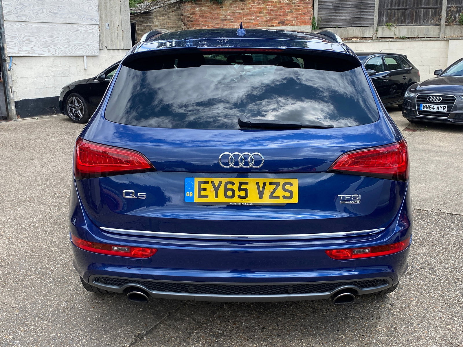 Audi Q5 2.0 TFSI S line Plus SUV 5dr Petrol Manual quattro Euro 6 (s/s) (230 ps) 5dr Manual 2015