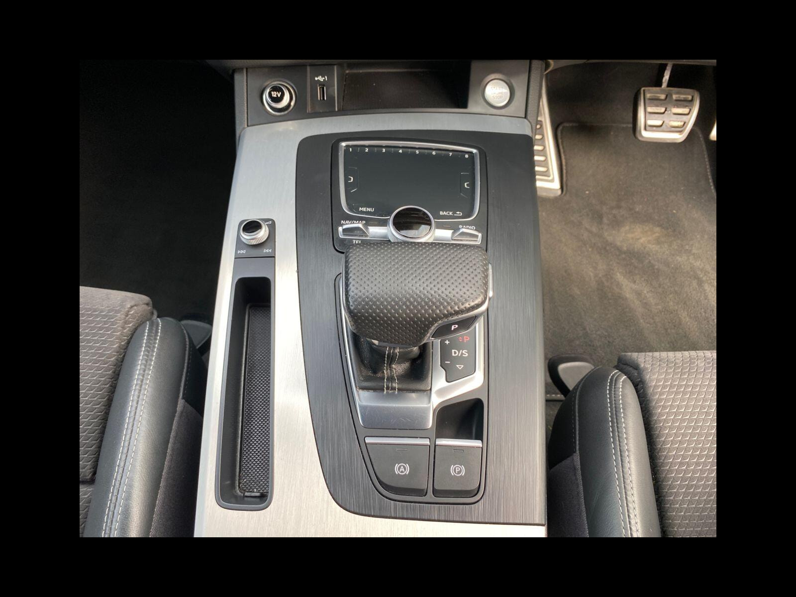 Audi Q5 2.0 TFSI S line SUV 5dr Petrol S Tronic quattro Euro 6 (s/s) (252 ps) S Line embossed seats, great spec 5dr Automatic 2018