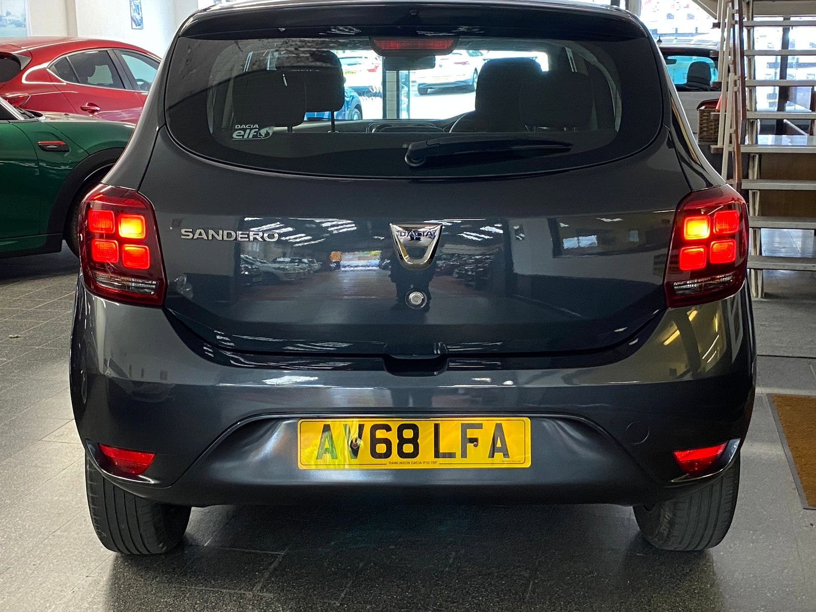 Dacia Sandero 1.0 SCe Essential Hatchback 5dr Petrol Manual Euro 6 (75 ps) 5dr Manual 2018