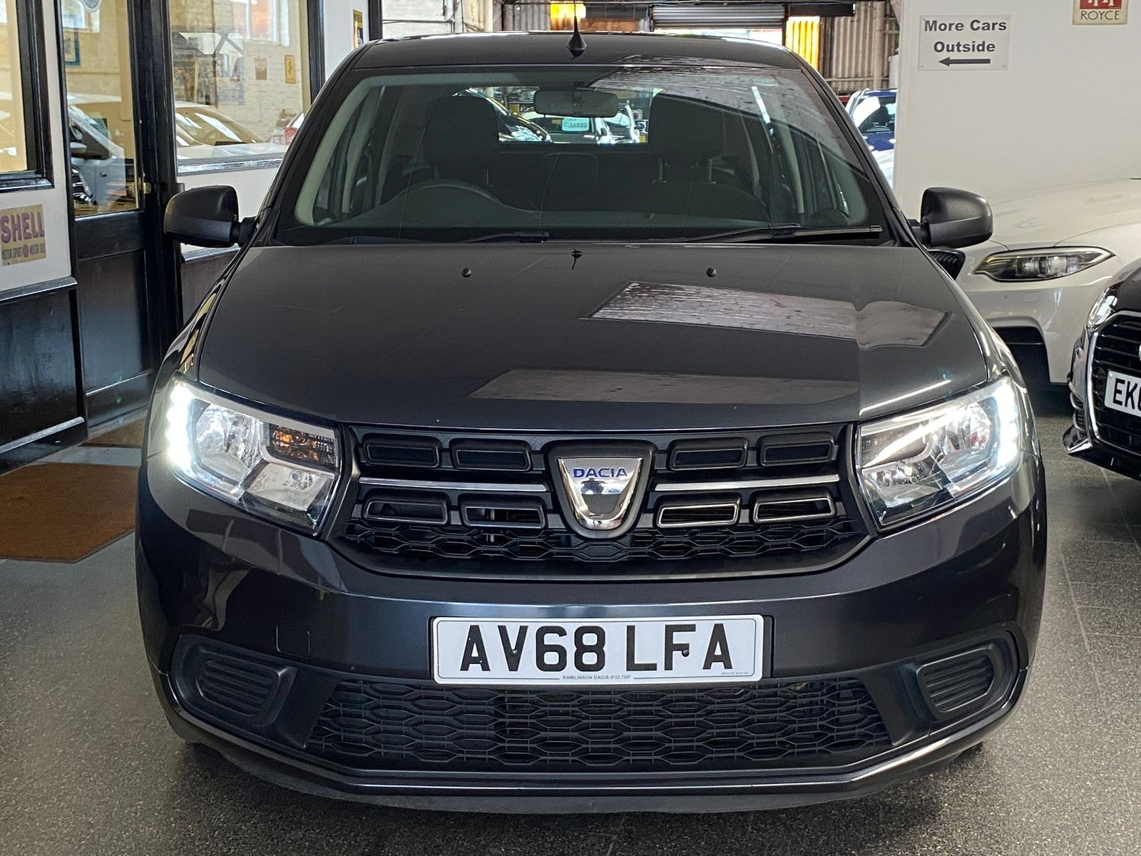 Dacia Sandero 1.0 SCe Essential Hatchback 5dr Petrol Manual Euro 6 (75 ps) 5dr Manual 2018