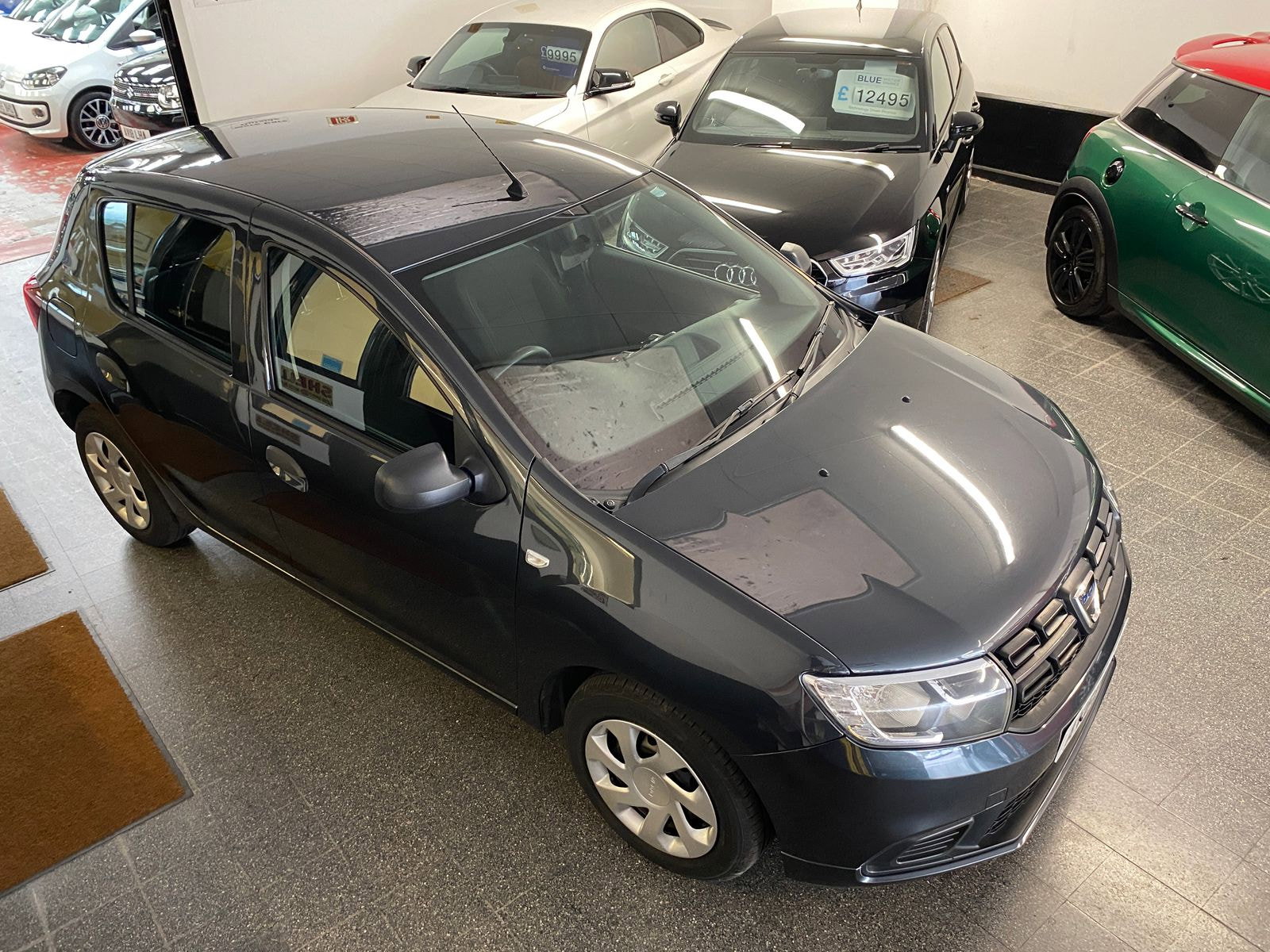 Dacia Sandero 1.0 SCe Essential Hatchback 5dr Petrol Manual Euro 6 (75 ps) 5dr Manual 2018