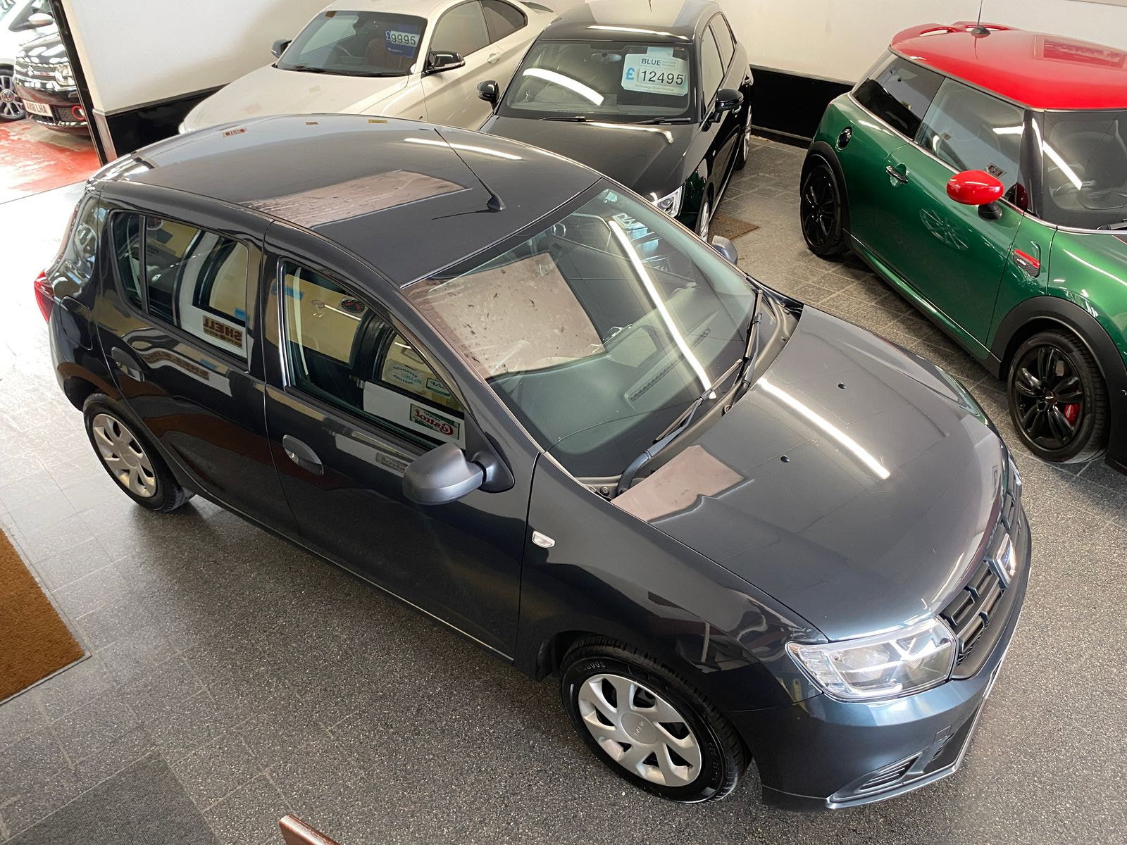 Dacia Sandero 1.0 SCe Essential Hatchback 5dr Petrol Manual Euro 6 (75 ps) 5dr Manual 2018