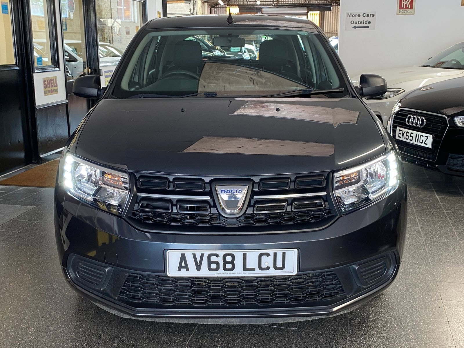 Dacia Sandero 1.0 SCe Essential Hatchback 5dr Petrol Manual Euro 6 (75 ps) 5dr Manual 2018
