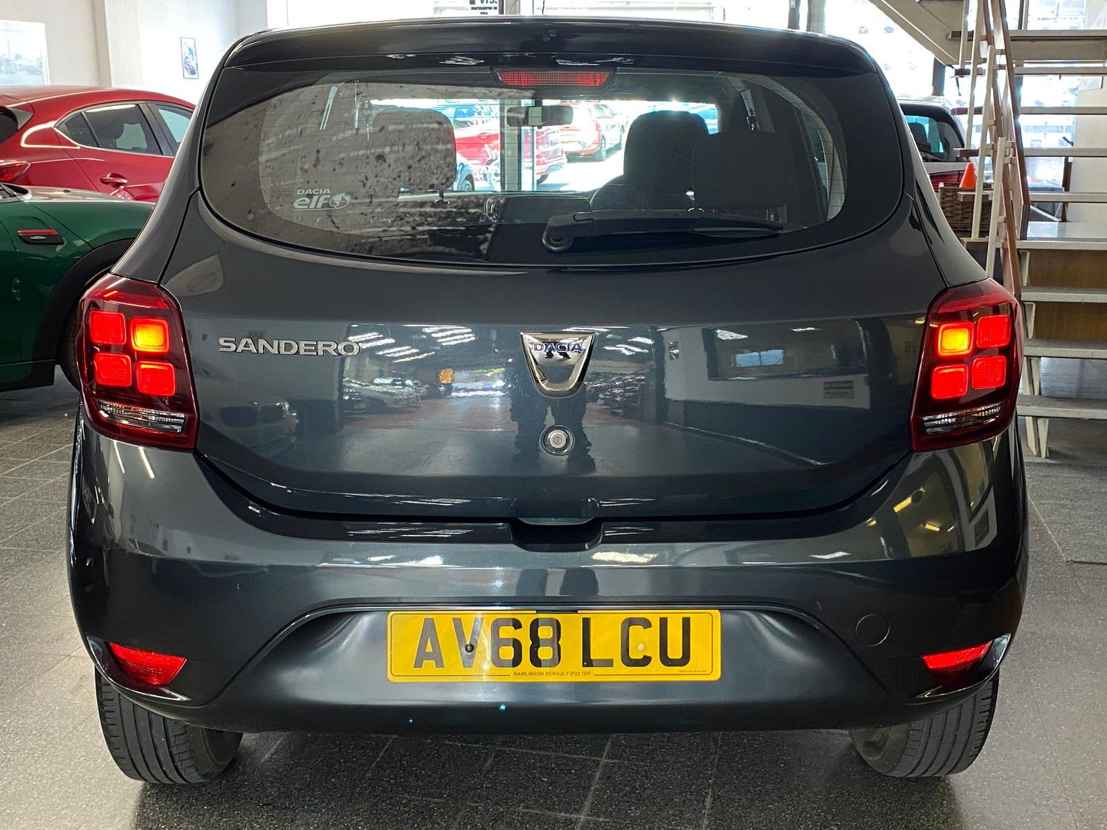Dacia Sandero 1.0 SCe Essential Hatchback 5dr Petrol Manual Euro 6 (75 ps) 5dr Manual 2018