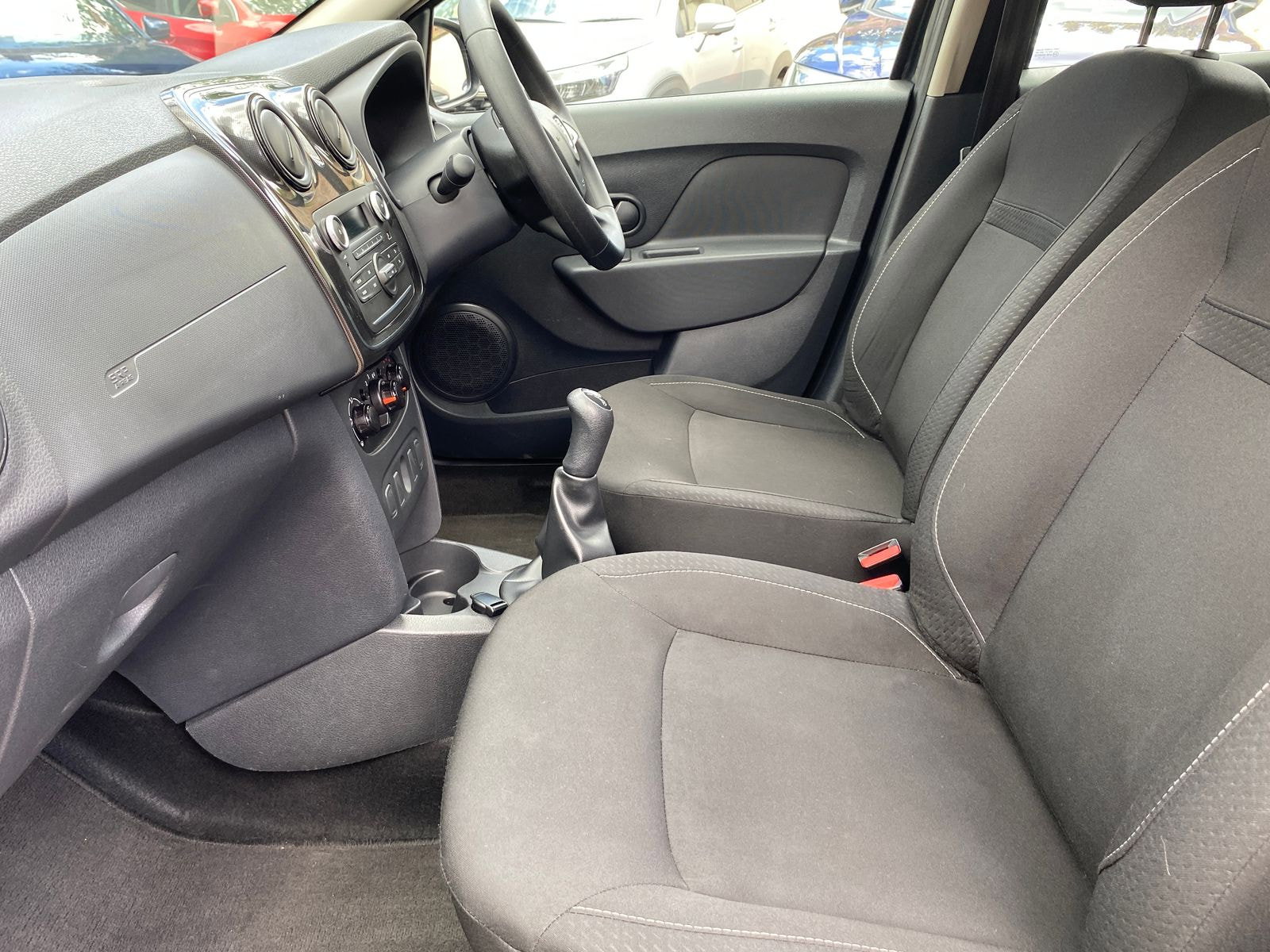 Dacia Sandero 1.0 SCe Essential Hatchback 5dr Petrol Manual Euro 6 (75 ps) 5dr Manual 2018