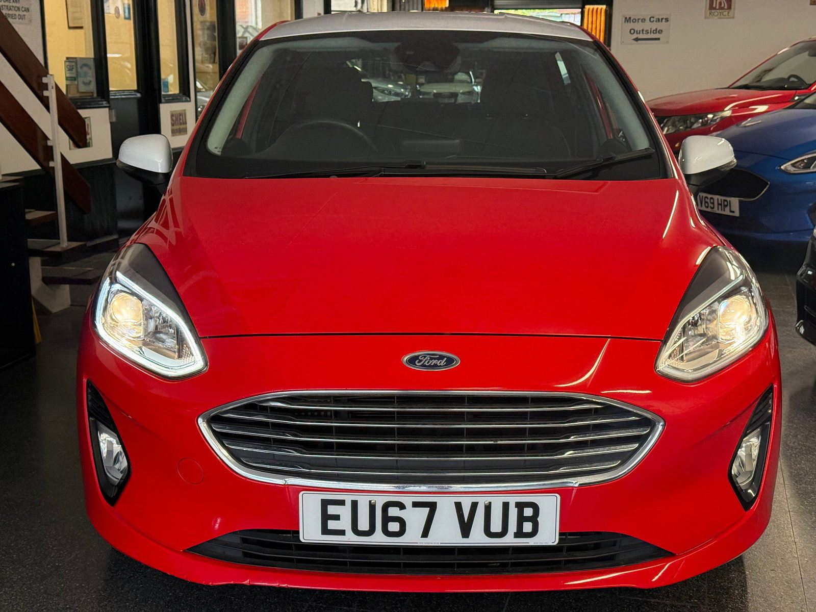Ford Fiesta 1.0T EcoBoost Titanium Hatchback 5dr Petrol Auto Euro 6 (s/s) (100 ps) 5dr Automatic 2017