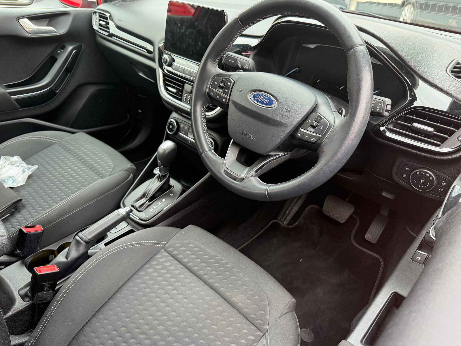 Ford Fiesta 1.0T EcoBoost Titanium Hatchback 5dr Petrol Auto Euro 6 (s/s) (100 ps) 5dr Automatic 2017