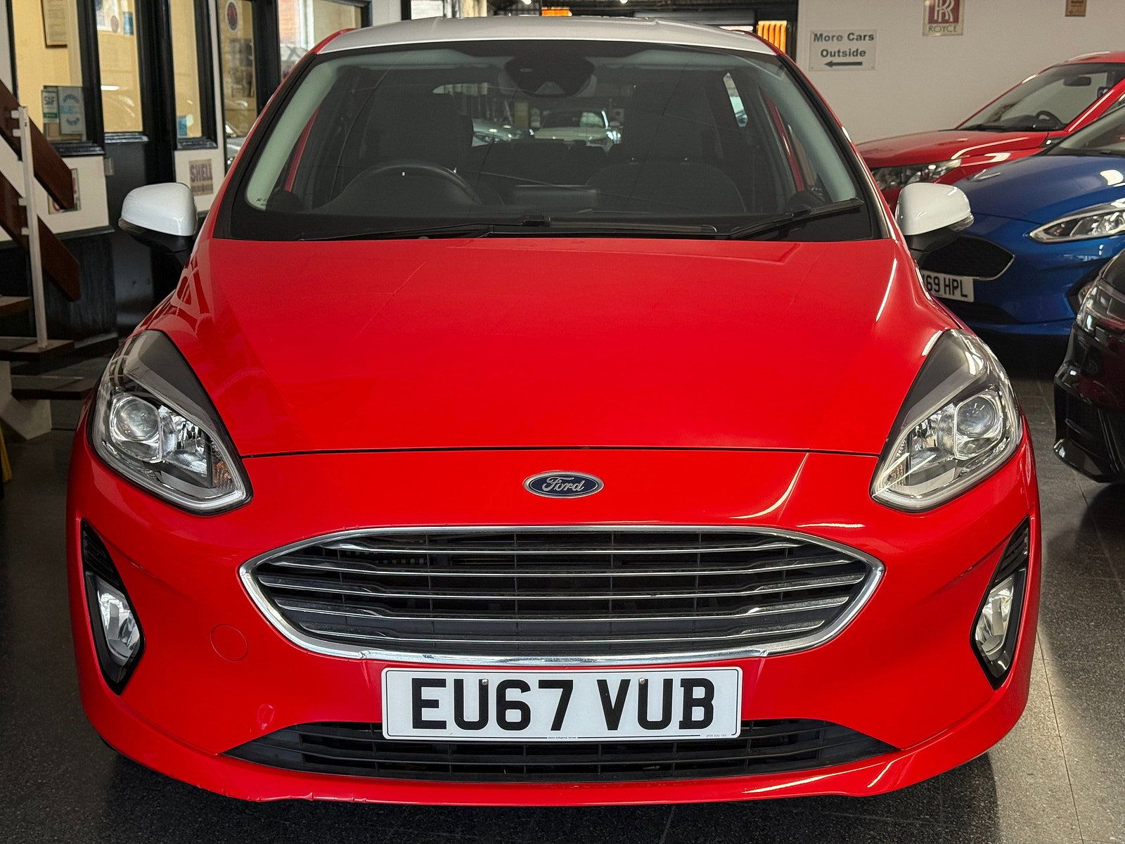 Ford Fiesta 1.0T EcoBoost Titanium Hatchback 5dr Petrol Auto Euro 6 (s/s) (100 ps) 5dr Automatic 2017