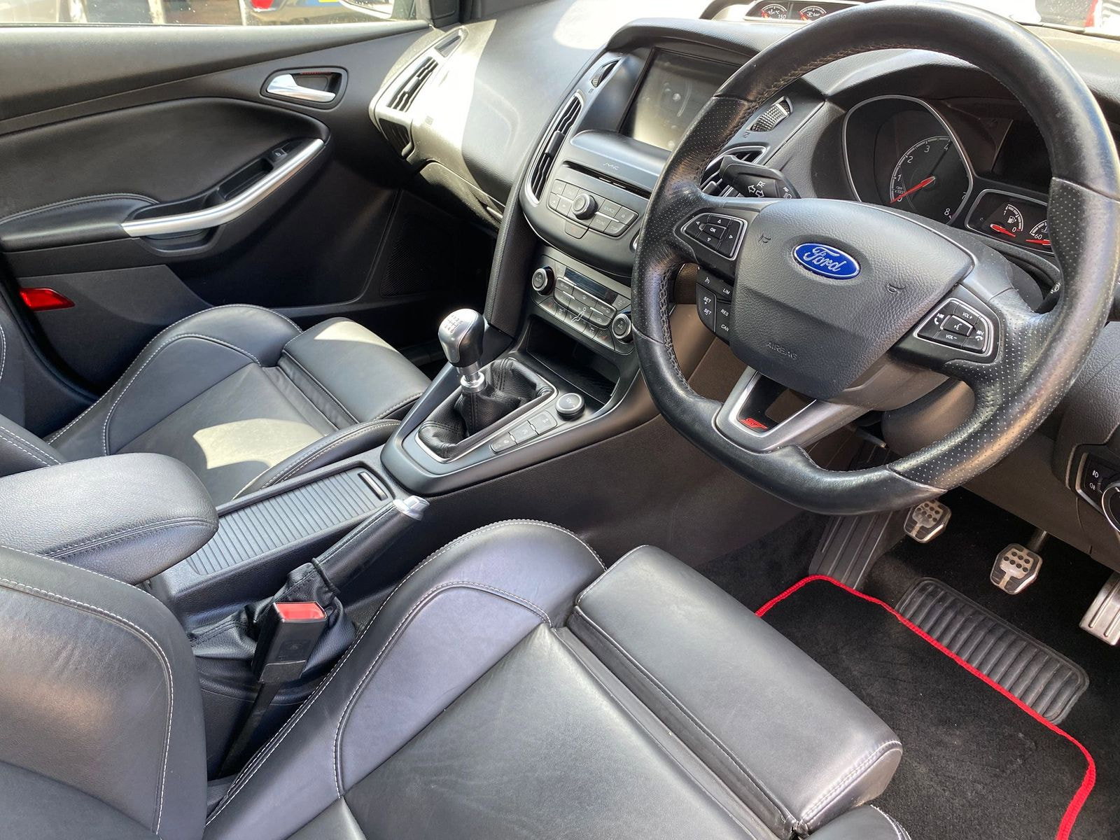 Ford Focus 2.0T EcoBoost ST-3 Hatchback 5dr Petrol Manual Euro 6 (s/s) (250 ps) 5dr Manual 2016