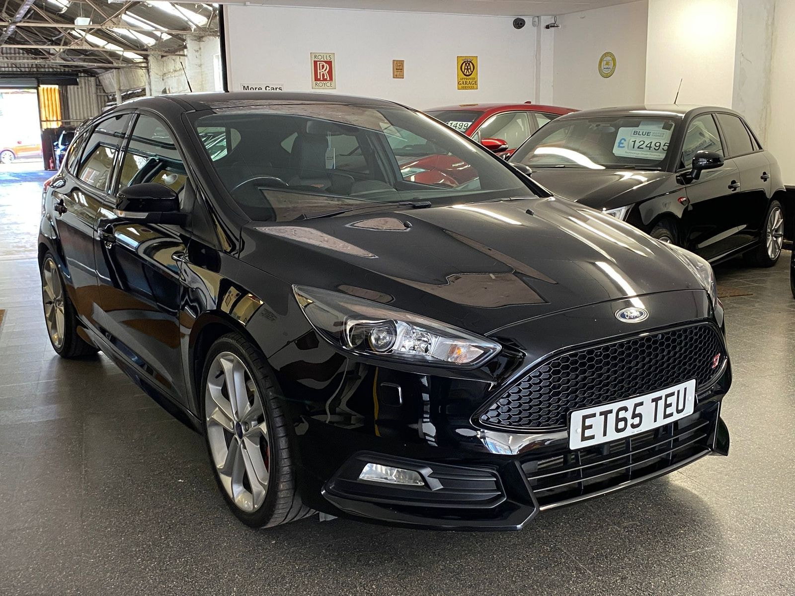 Ford Focus 2.0T EcoBoost ST-3 Hatchback 5dr Petrol Manual Euro 6 (s/s) (250 ps) 5dr Manual 2016