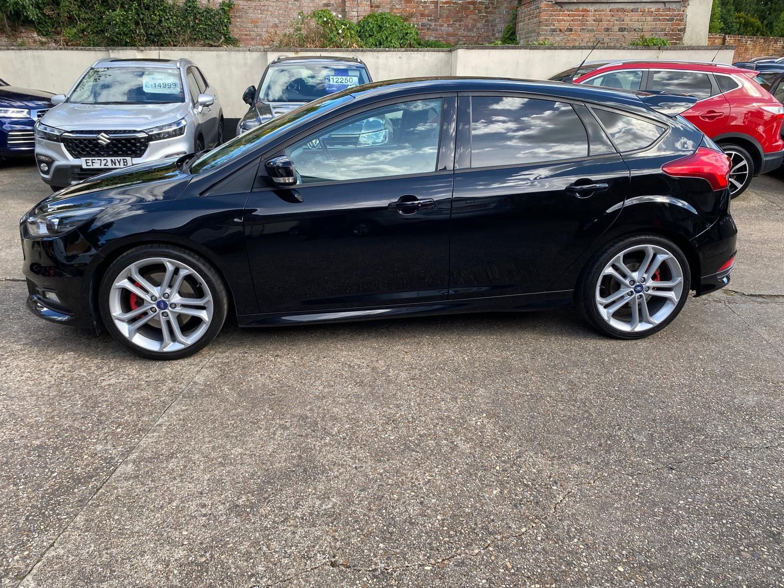Ford Focus 2.0T EcoBoost ST-3 Hatchback 5dr Petrol Manual Euro 6 (s/s) (250 ps) 5dr Manual 2016