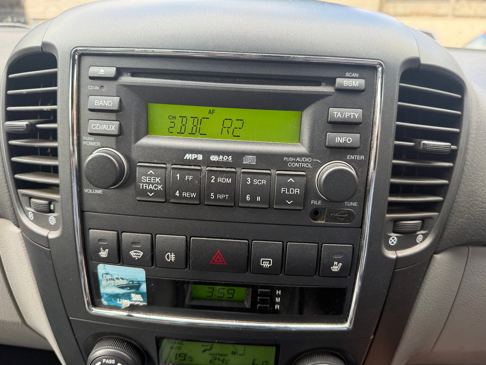Kia Sorento 2.5 CRDi XS SUV 5dr Diesel Manual (209 g/km, 168 bhp) 5dr Manual 2009