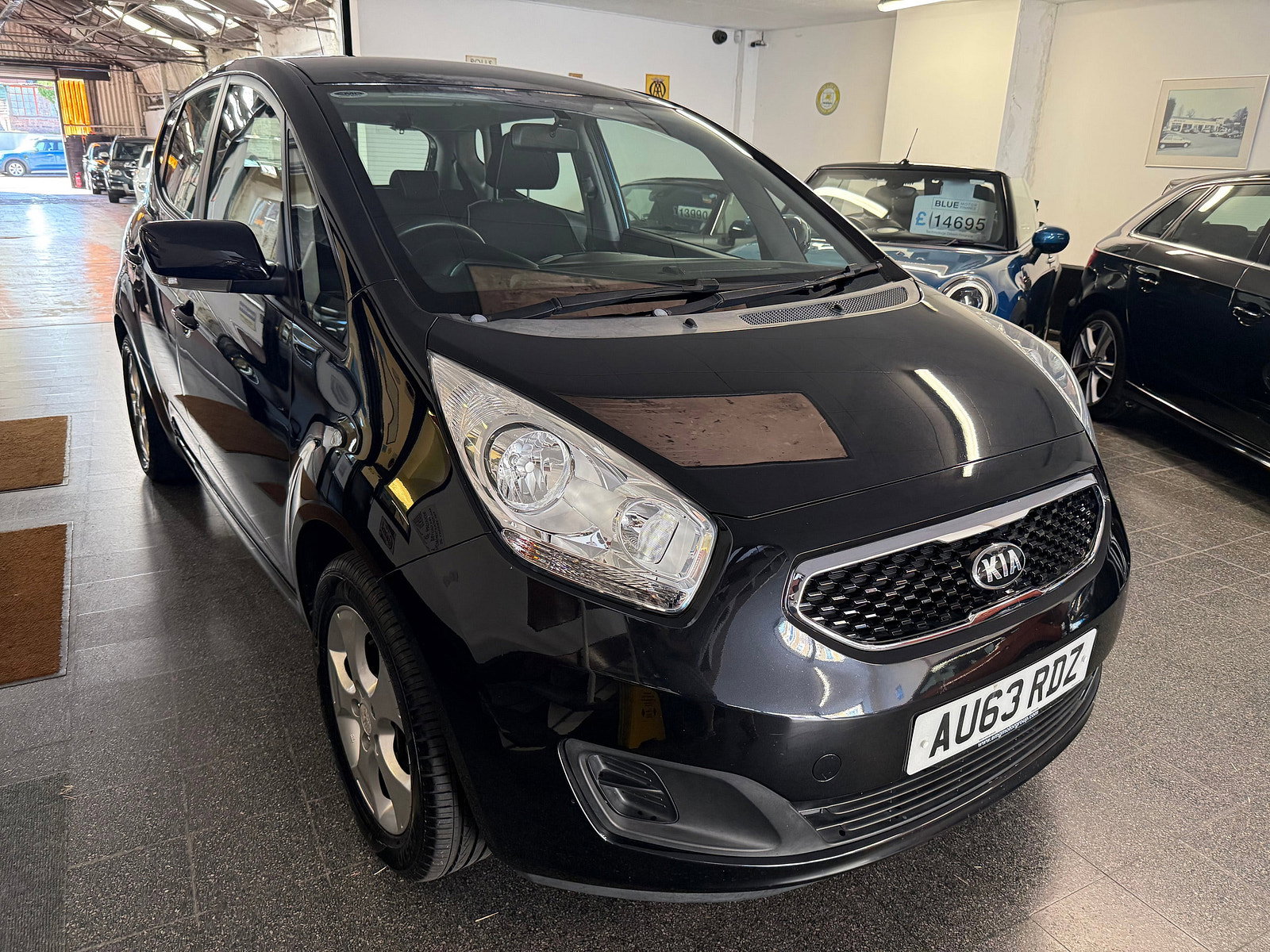 Kia Venga 1.4 CRDi 2 MPV 5dr Diesel Manual Euro 5 (89 bhp) 5dr Manual 2013