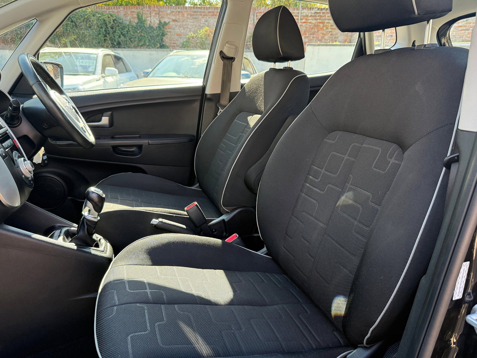 Kia Venga 1.4 CRDi 2 MPV 5dr Diesel Manual Euro 5 (89 bhp) 5dr Manual 2013