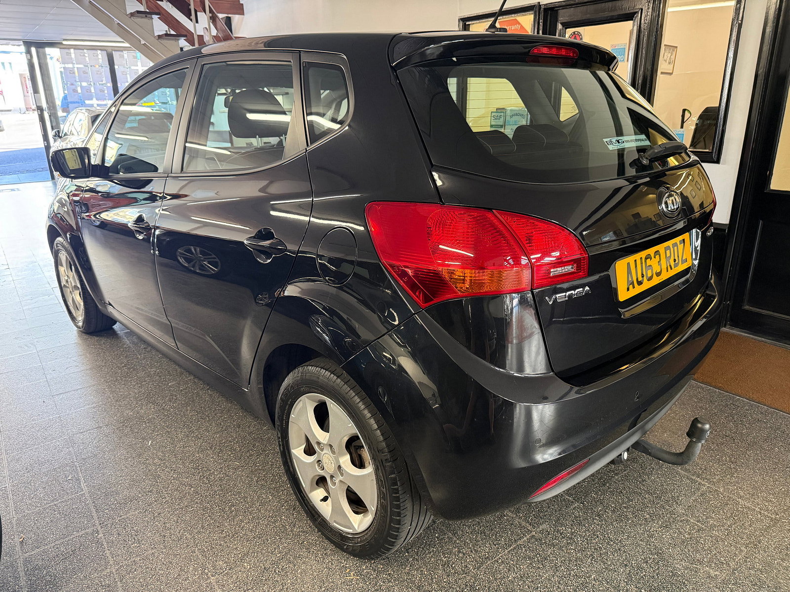 Kia Venga 1.4 CRDi 2 MPV 5dr Diesel Manual Euro 5 (89 bhp) 5dr Manual 2013