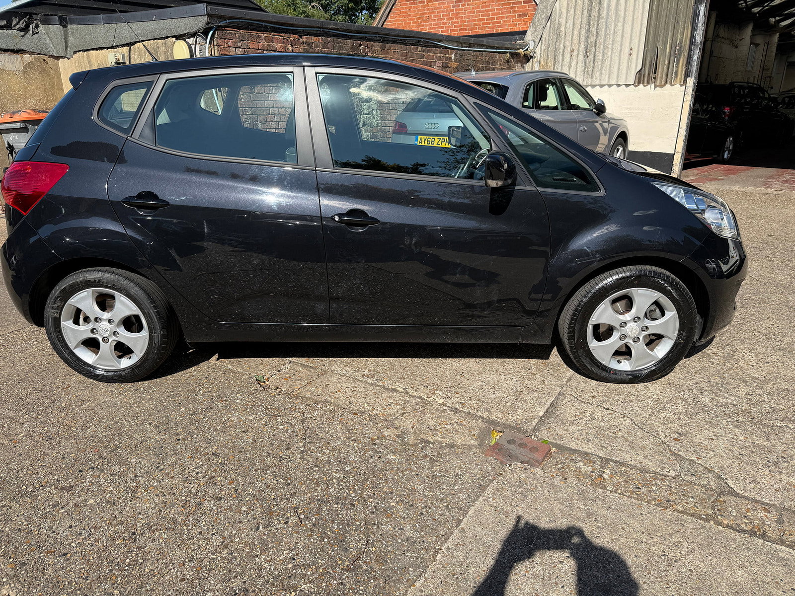 Kia Venga 1.4 CRDi 2 MPV 5dr Diesel Manual Euro 5 (89 bhp) 5dr Manual 2013
