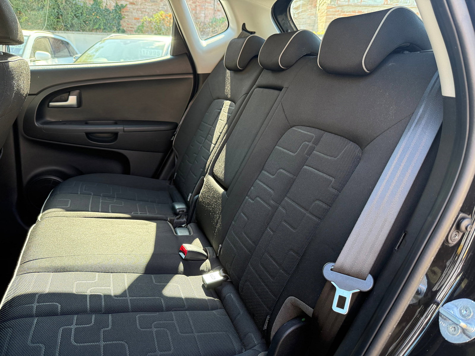 Kia Venga 1.4 CRDi 2 MPV 5dr Diesel Manual Euro 5 (89 bhp) 5dr Manual 2013