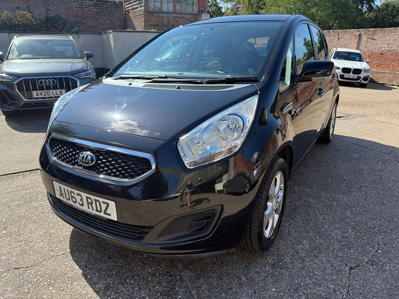 Kia Venga 1.4 CRDi 2 MPV 5dr Diesel Manual Euro 5 (89 bhp) 5dr Manual 2013