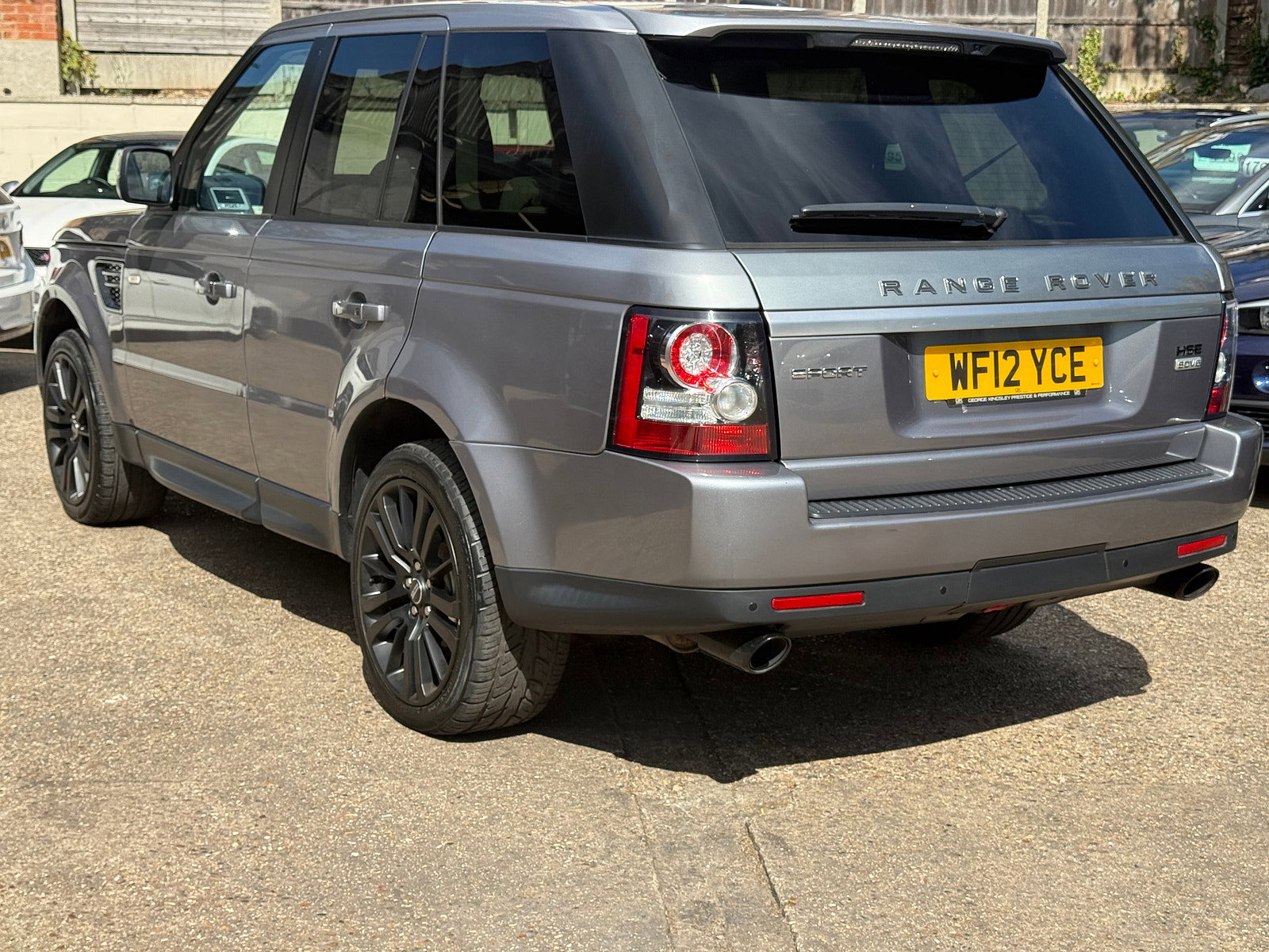 Land Rover Range Rover Sport 3.0 SD V6 HSE SUV 5dr Diesel Auto 4WD Euro 5 (255 bhp) 5dr Automatic 2012