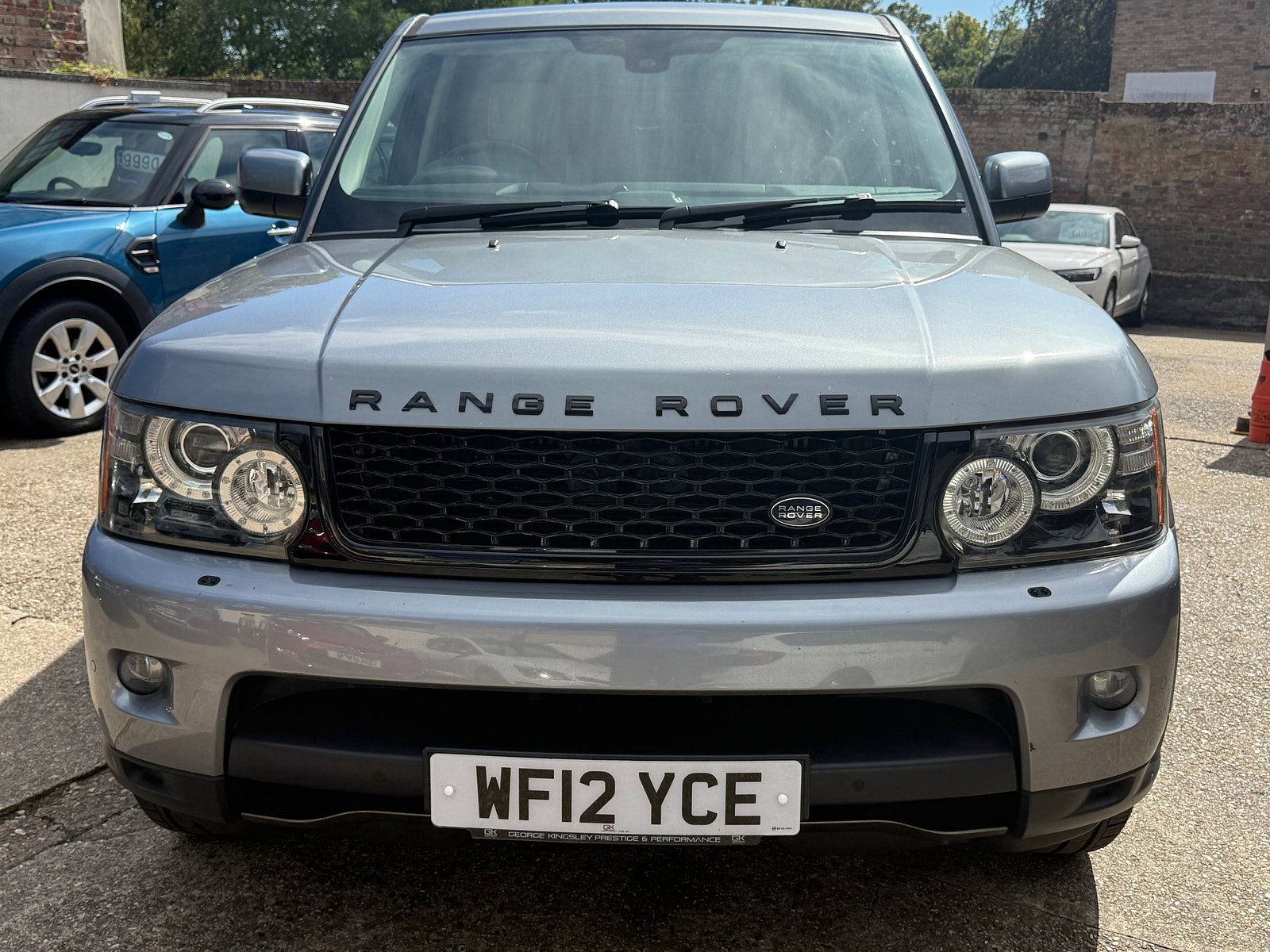Land Rover Range Rover Sport 3.0 SD V6 HSE SUV 5dr Diesel Auto 4WD Euro 5 (255 bhp) 5dr Automatic 2012