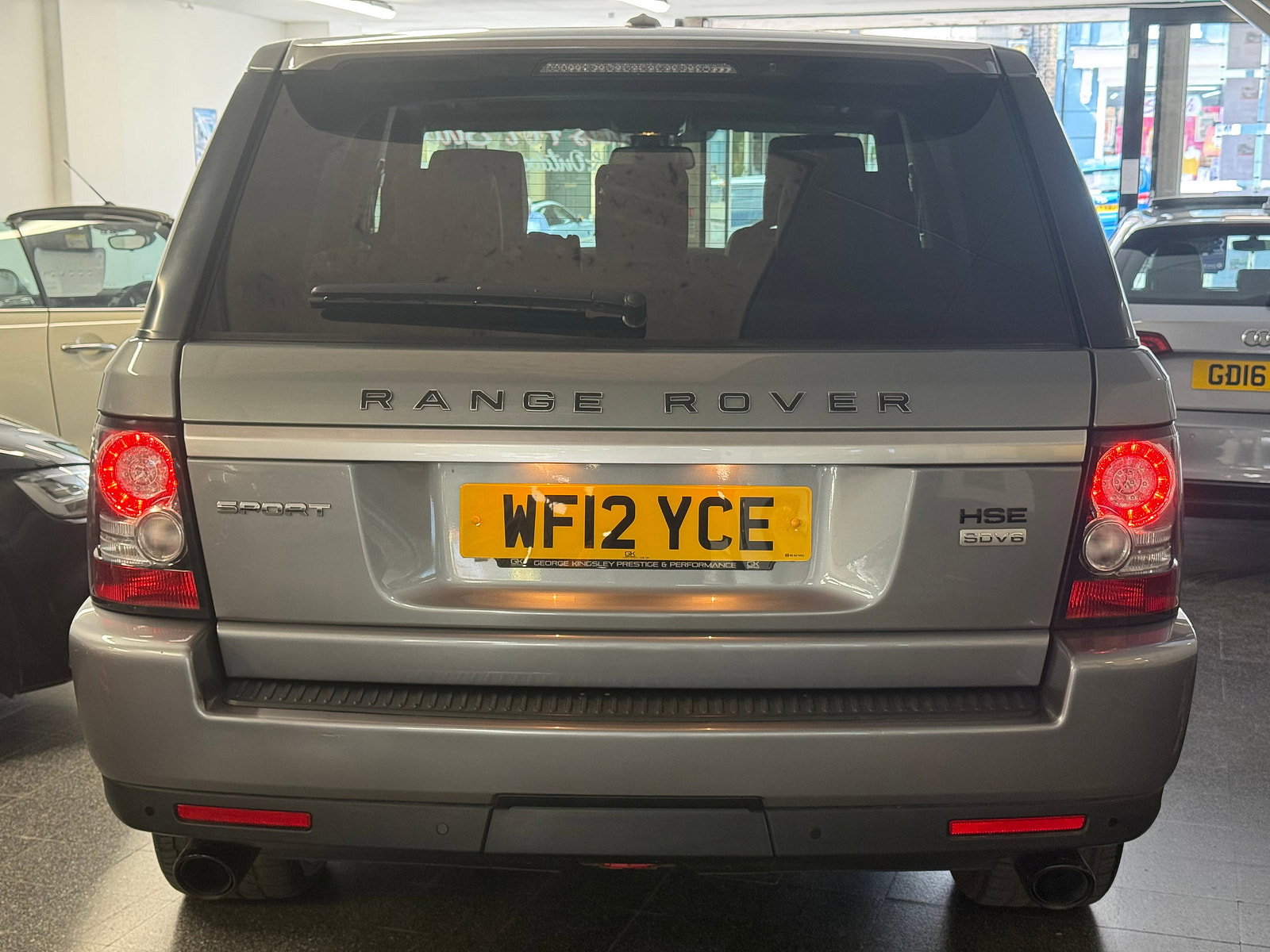 Land Rover Range Rover Sport 3.0 SD V6 HSE SUV 5dr Diesel Auto 4WD Euro 5 (255 bhp) 5dr Automatic 2012