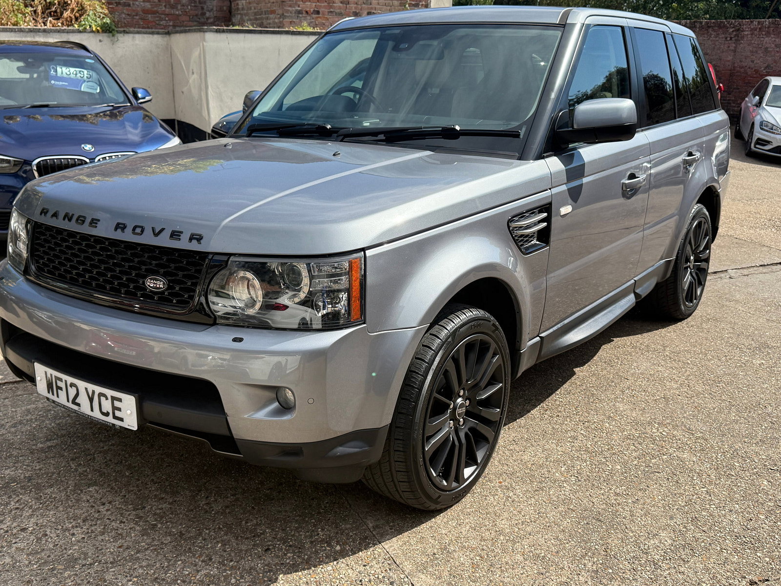 Land Rover Range Rover Sport 3.0 SD V6 HSE SUV 5dr Diesel Auto 4WD Euro 5 (255 bhp) 5dr Automatic 2012