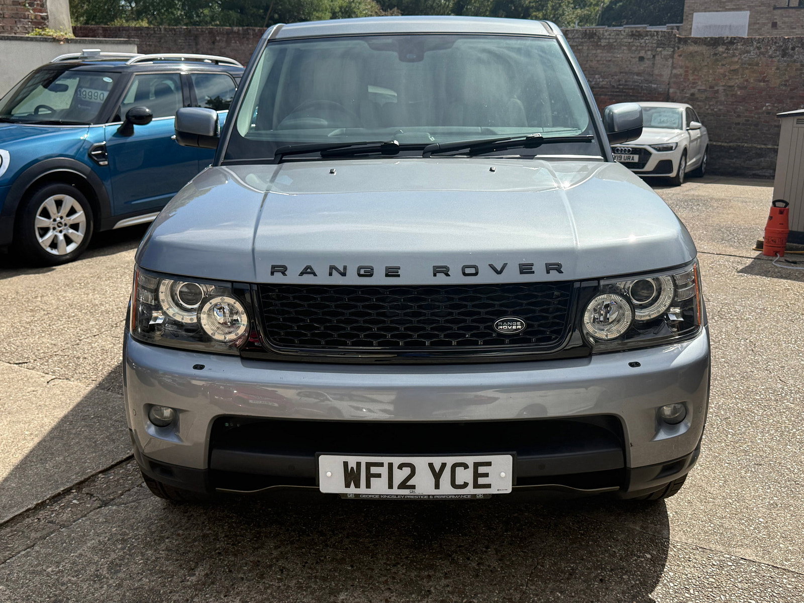 Land Rover Range Rover Sport 3.0 SD V6 HSE SUV 5dr Diesel Auto 4WD Euro 5 (255 bhp) 5dr Automatic 2012