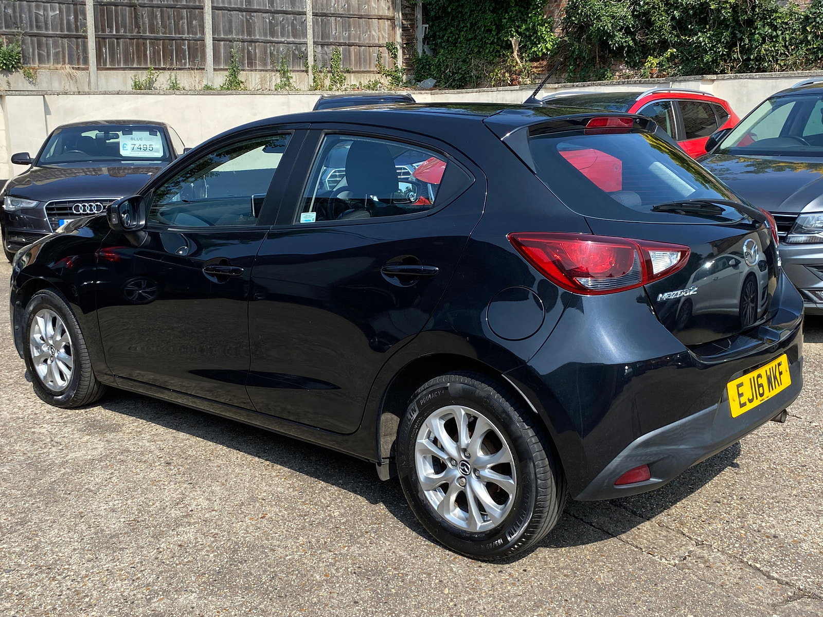 Mazda Mazda2 1.5 SKYACTIV-G SE-L Hatchback 5dr Petrol Auto Euro 6 (s/s) (90 ps) 5dr Automatic 2016