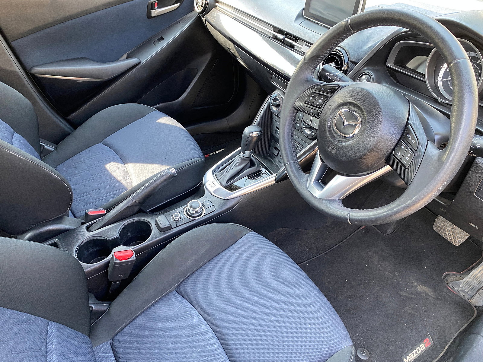 Mazda Mazda2 1.5 SKYACTIV-G SE-L Hatchback 5dr Petrol Auto Euro 6 (s/s) (90 ps) 5dr Automatic 2016