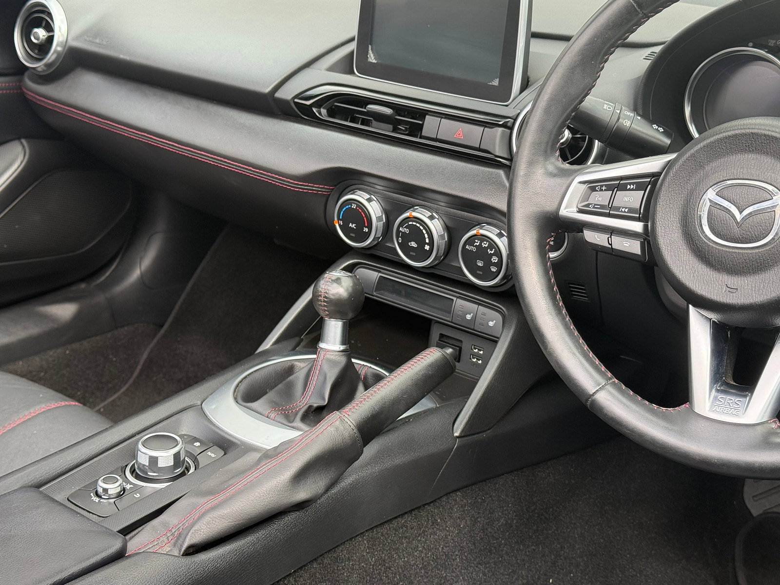 Mazda MX-5 1.5 SKYACTIV-G Sport Nav Convertible 2dr Petrol Manual Euro 6 (131 ps) 2dr Manual 2016