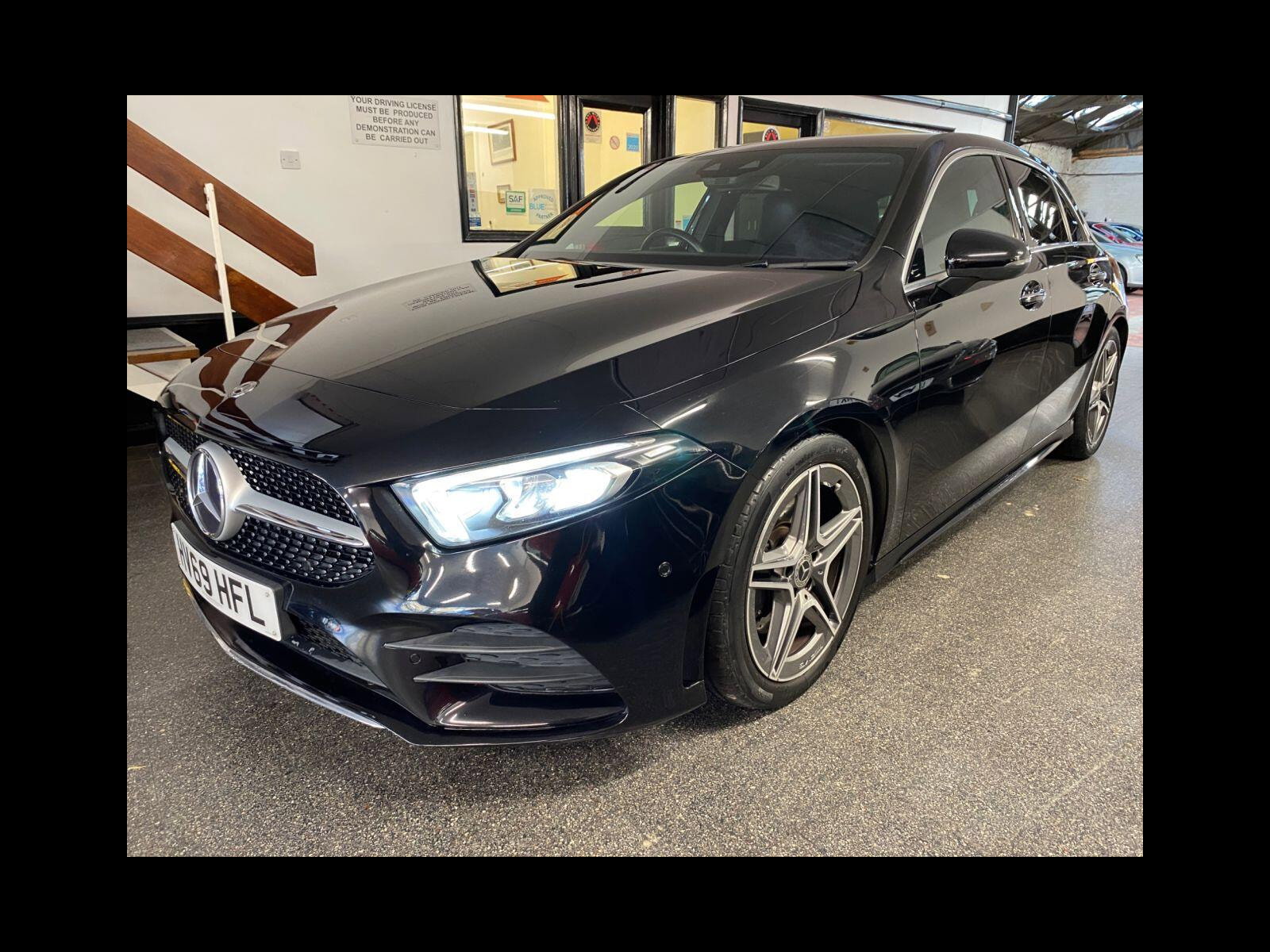 Mercedes-Benz A-CLASS 2.0 A220 AMG Line (Premium) Hatchback 5dr Petrol 7G-DCT Euro 6 (s/s) (190 ps) Reverse Camera, Nav, Bluetooth, PDC 5dr Automatic 2019