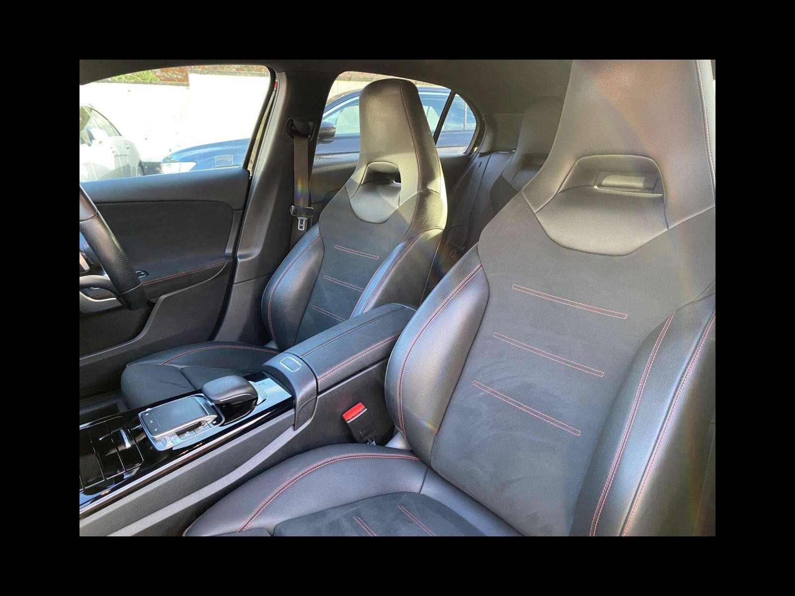 Mercedes-Benz A-CLASS 2.0 A220 AMG Line (Premium) Hatchback 5dr Petrol 7G-DCT Euro 6 (s/s) (190 ps) Reverse Camera, Nav, Bluetooth, PDC 5dr Automatic 2019