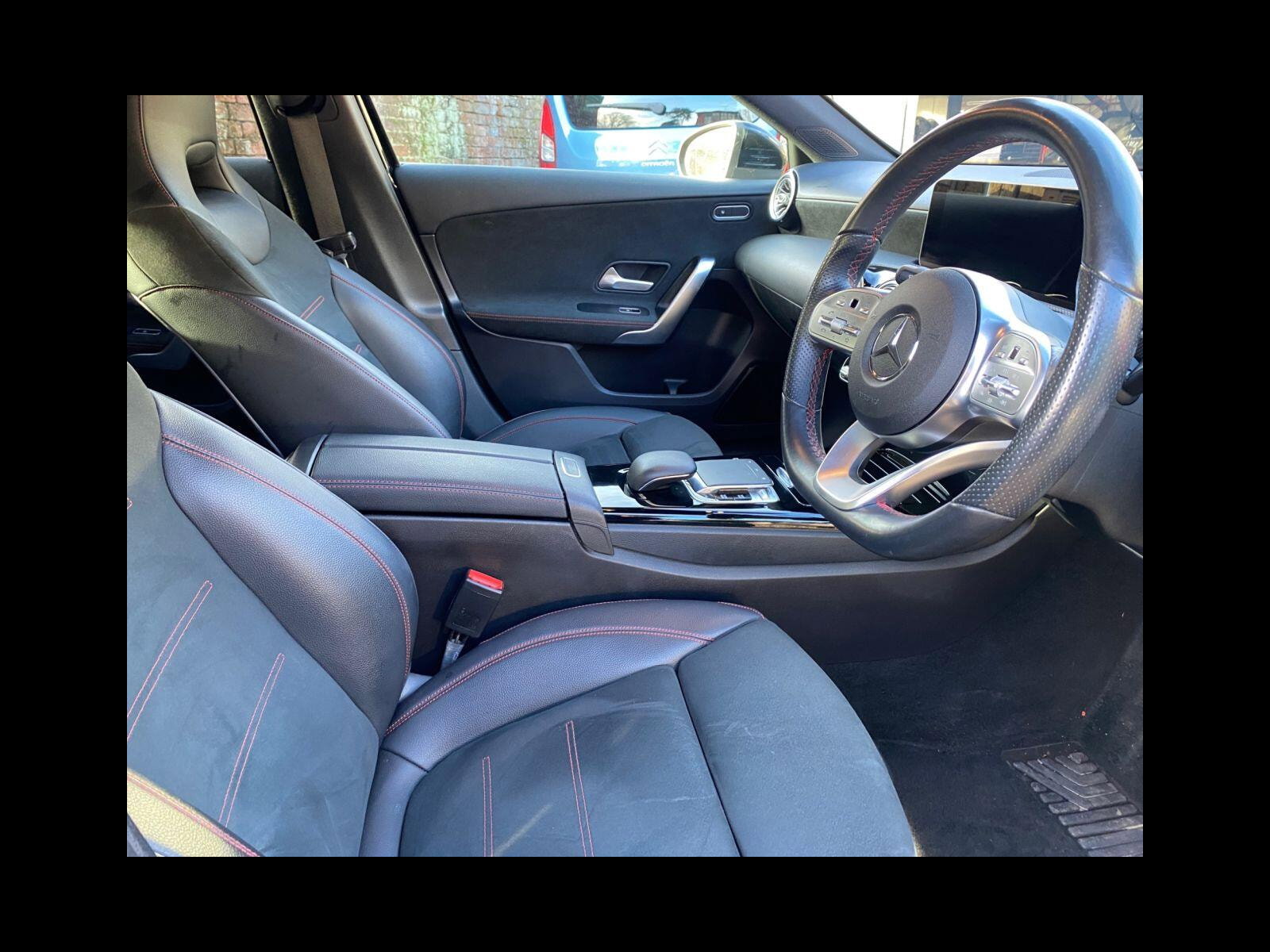 Mercedes-Benz A-CLASS 2.0 A220 AMG Line (Premium) Hatchback 5dr Petrol 7G-DCT Euro 6 (s/s) (190 ps) Reverse Camera, Nav, Bluetooth, PDC 5dr Automatic 2019