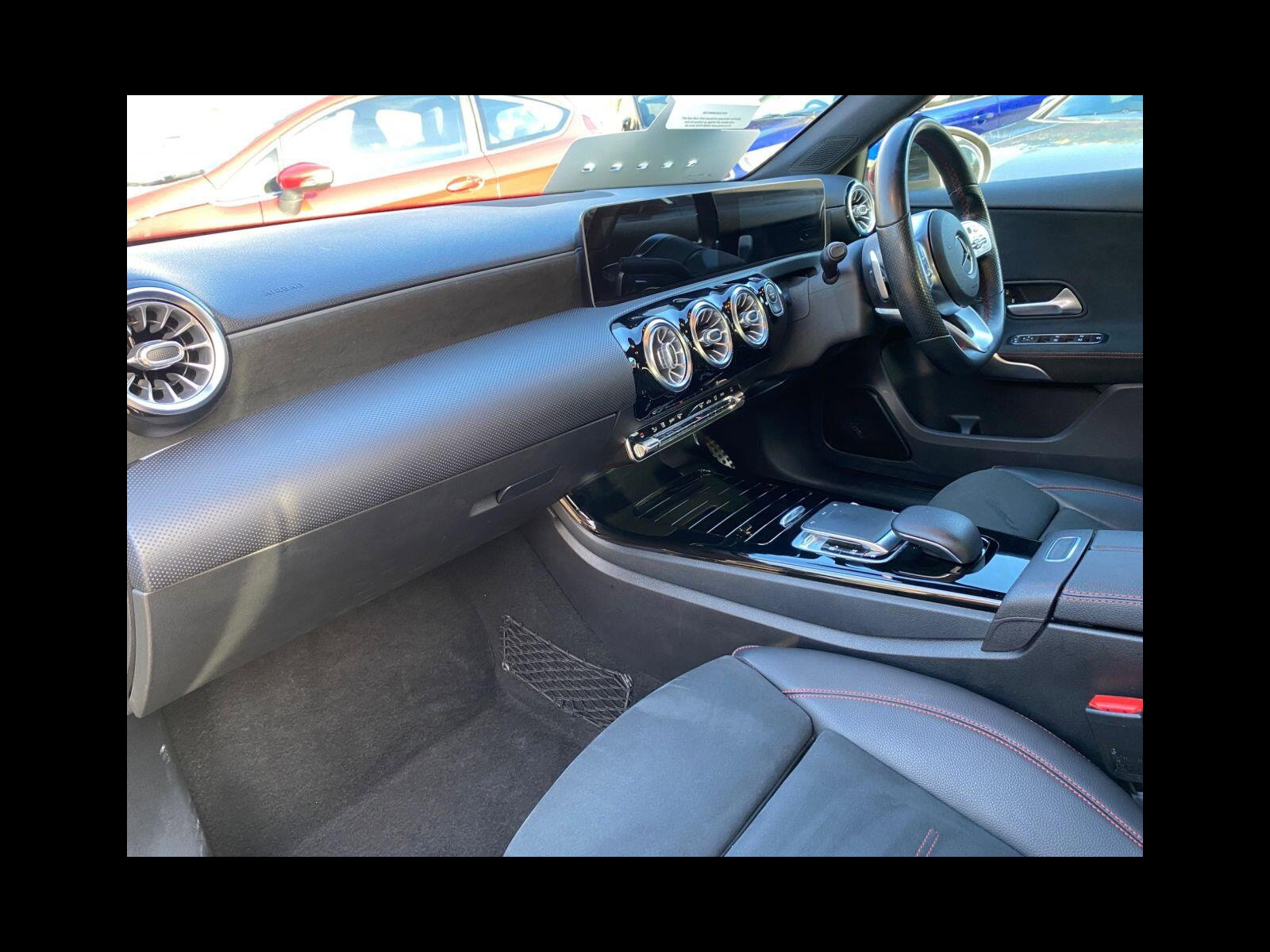 Mercedes-Benz A-CLASS 2.0 A220 AMG Line (Premium) Hatchback 5dr Petrol 7G-DCT Euro 6 (s/s) (190 ps) Reverse Camera, Nav, Bluetooth, PDC 5dr Automatic 2019