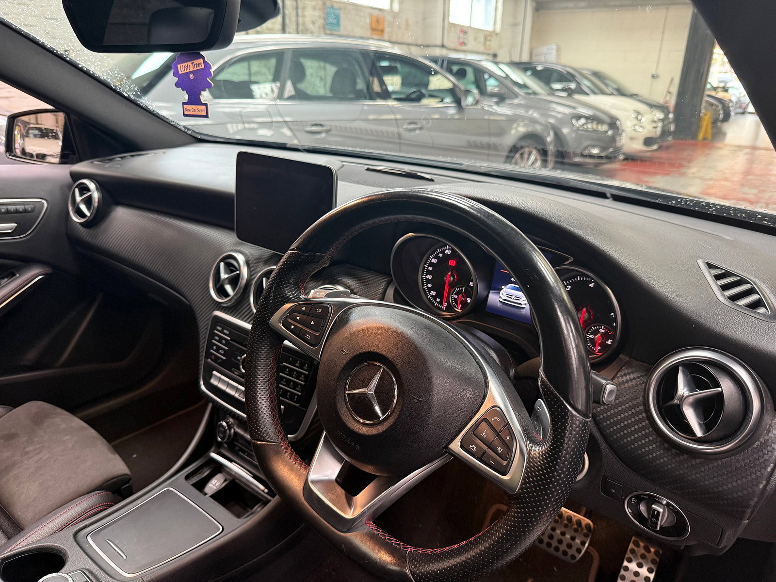 Mercedes-Benz A Class 2.1 A200d AMG Line (Premium Plus) Hatchback 5dr Diesel 7G-DCT Euro 6 (s/s) (136 ps) 5dr Automatic 2016