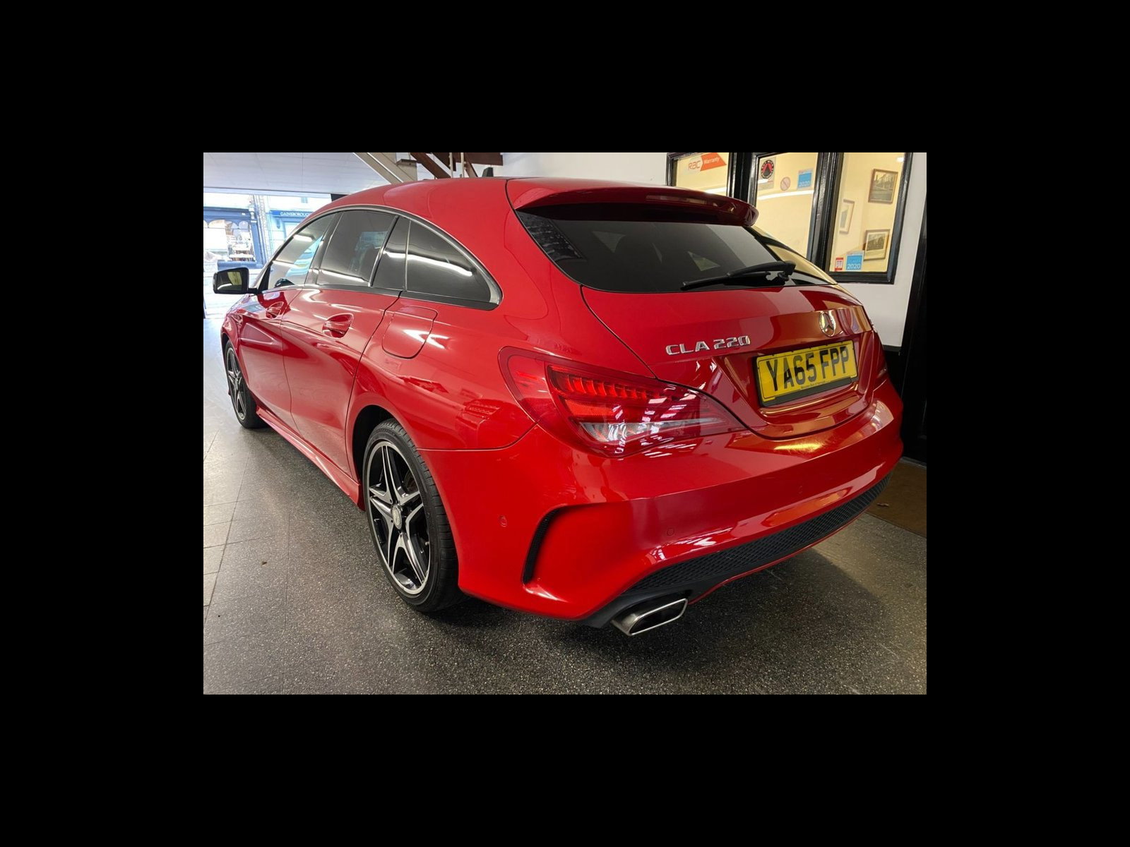 Mercedes-Benz CLA 2.1 CLA220d AMG Sport Shooting Brake 5dr Diesel 7G-DCT Euro 6 (s/s) (177 ps) 5dr Automatic 2015