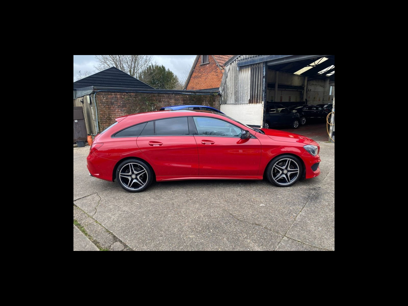 Mercedes-Benz CLA 2.1 CLA220d AMG Sport Shooting Brake 5dr Diesel 7G-DCT Euro 6 (s/s) (177 ps) 5dr Automatic 2015