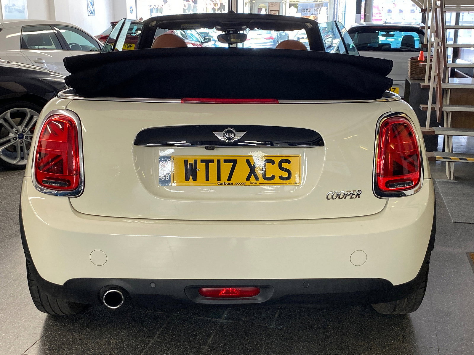 MINI Convertible 1.5 Cooper Convertible 2dr Petrol Auto Euro 6 (s/s) (136 ps) 2dr Automatic 2017