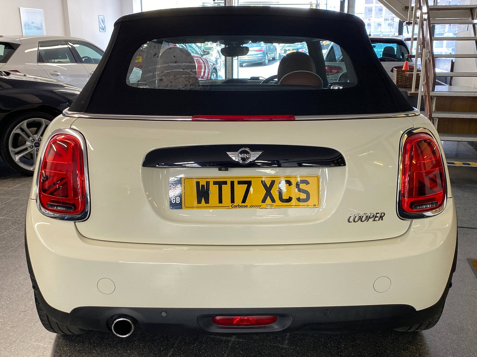 MINI Convertible 1.5 Cooper Convertible 2dr Petrol Auto Euro 6 (s/s) (136 ps) 2dr Automatic 2017