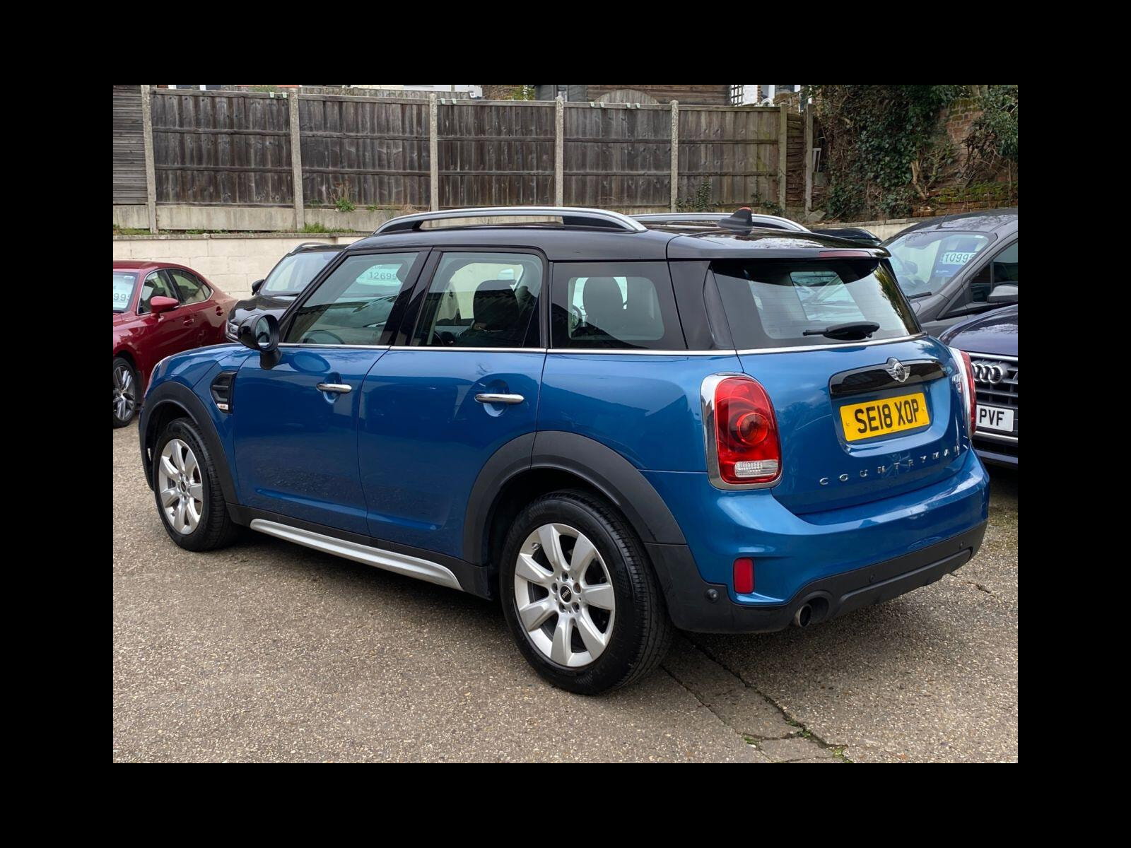 MINI Countryman 1.5 Cooper SUV 5dr Petrol Manual Euro 6 (s/s) (136 ps) Chili Pack, 17" Alloys, Rear PDC.. 5dr Manual 2018
