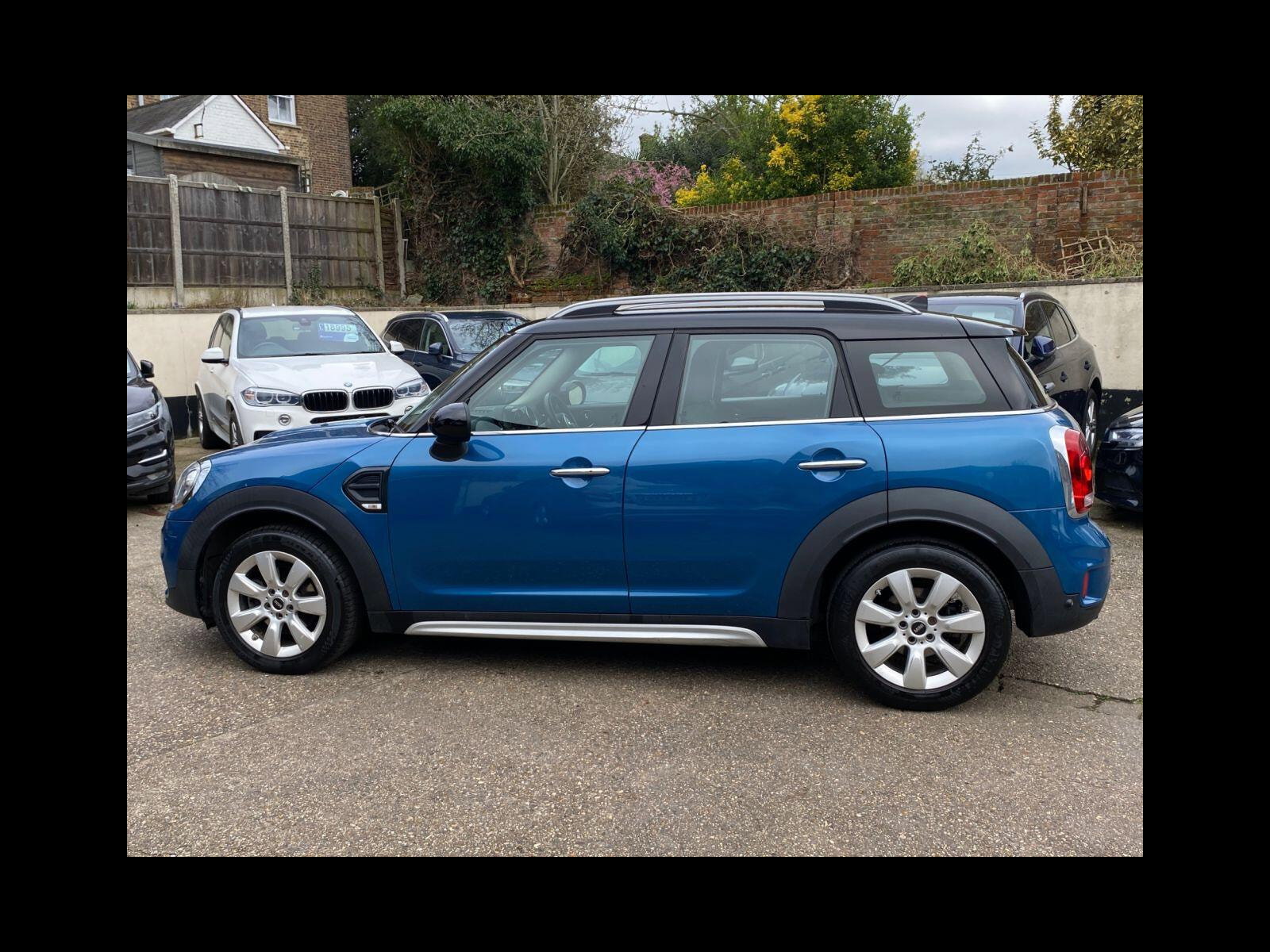 MINI Countryman 1.5 Cooper SUV 5dr Petrol Manual Euro 6 (s/s) (136 ps) Chili Pack, 17" Alloys, Rear PDC.. 5dr Manual 2018
