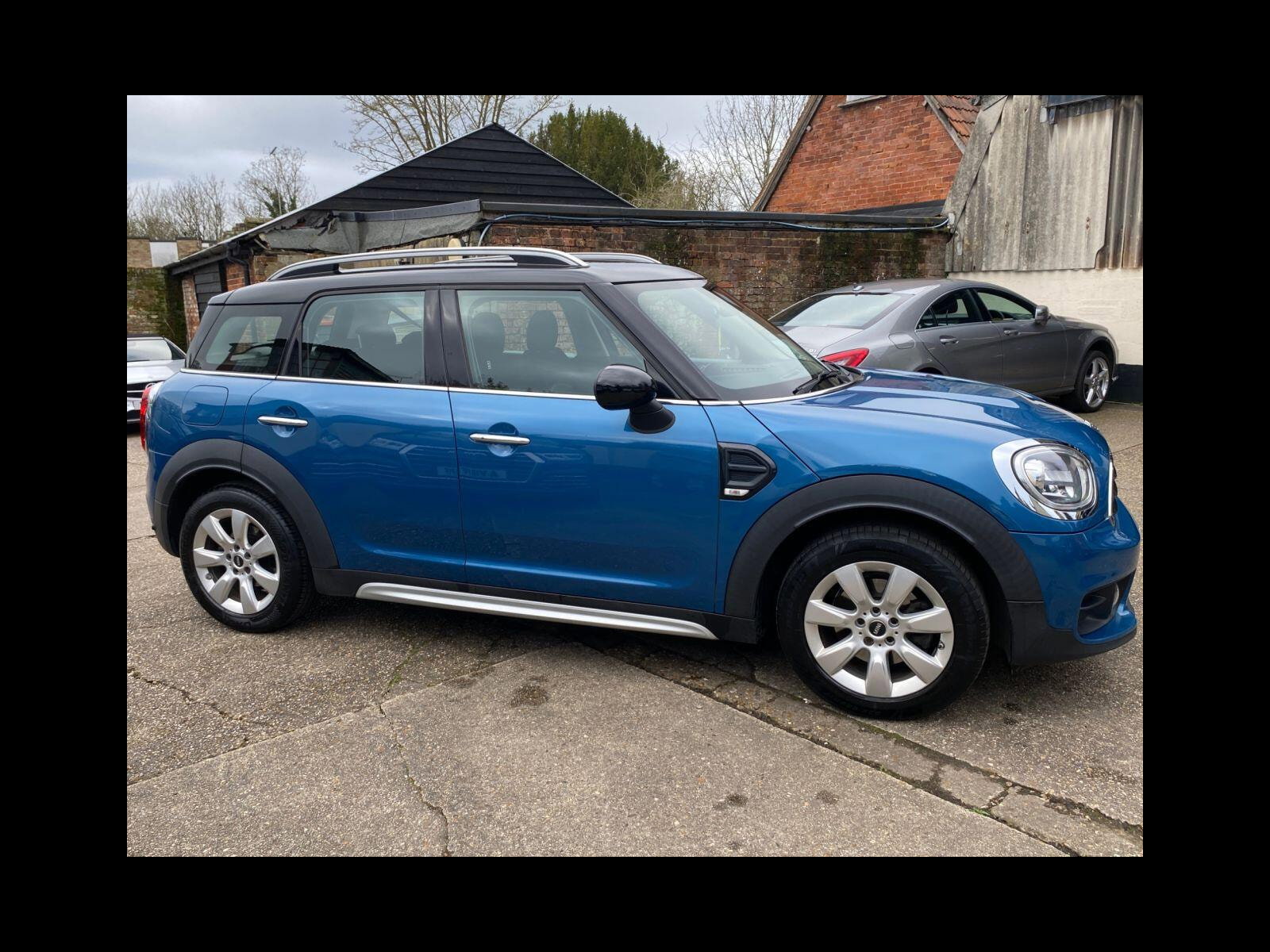 MINI Countryman 1.5 Cooper SUV 5dr Petrol Manual Euro 6 (s/s) (136 ps) Chili Pack, 17" Alloys, Rear PDC.. 5dr Manual 2018