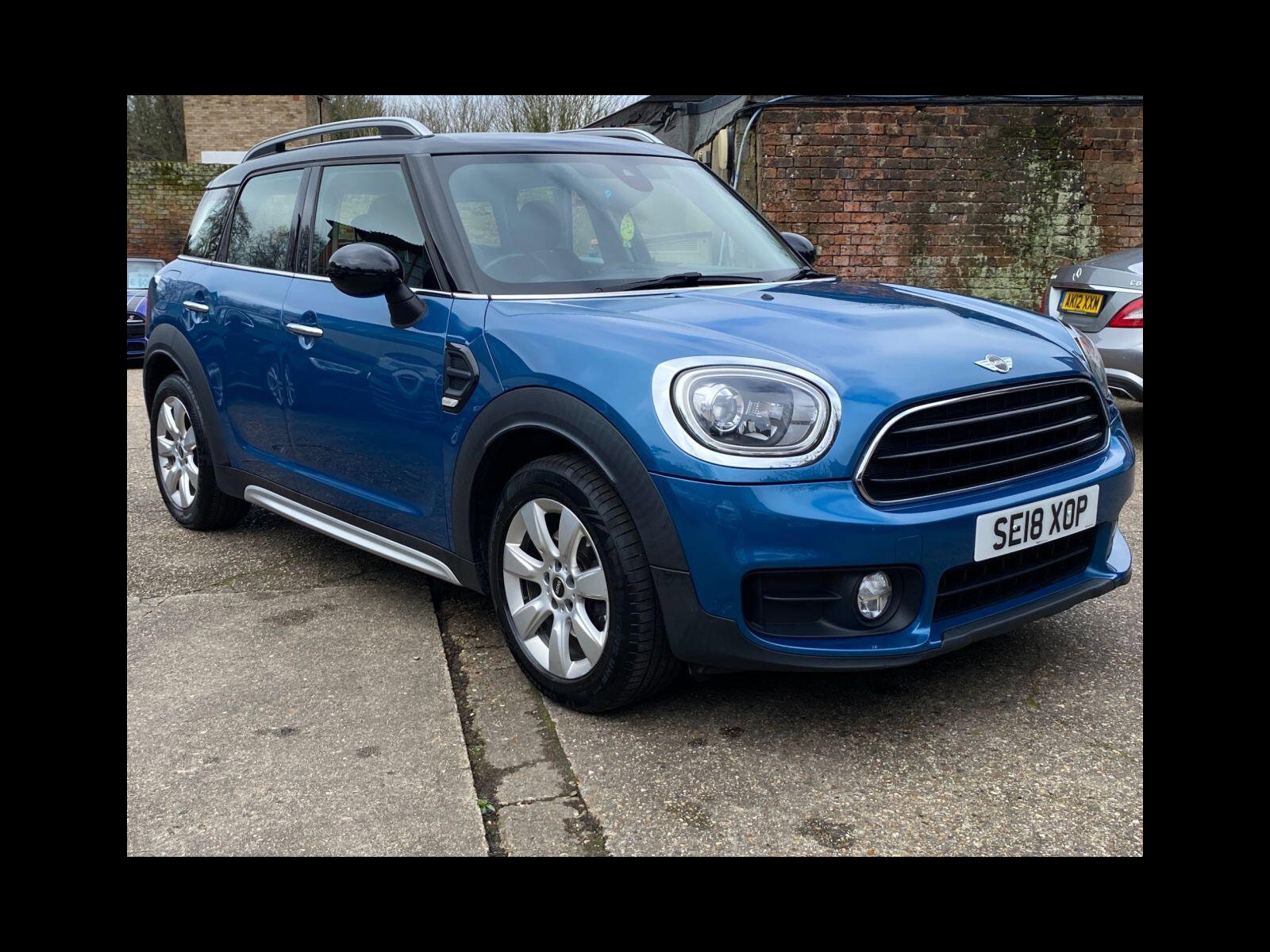 MINI Countryman 1.5 Cooper SUV 5dr Petrol Manual Euro 6 (s/s) (136 ps) Chili Pack, 17" Alloys, Rear PDC.. 5dr Manual 2018
