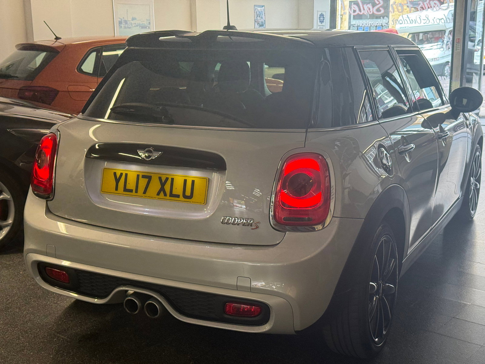 MINI Hatch 2.0 Cooper S Hatchback 5dr Petrol Manual Euro 6 (s/s) (192 ps) 5dr Manual 2017